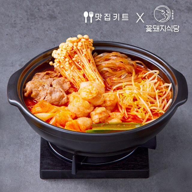 [푸드어셈블]꽃돼지식당 대창불고기전골 밀키트(2인)
