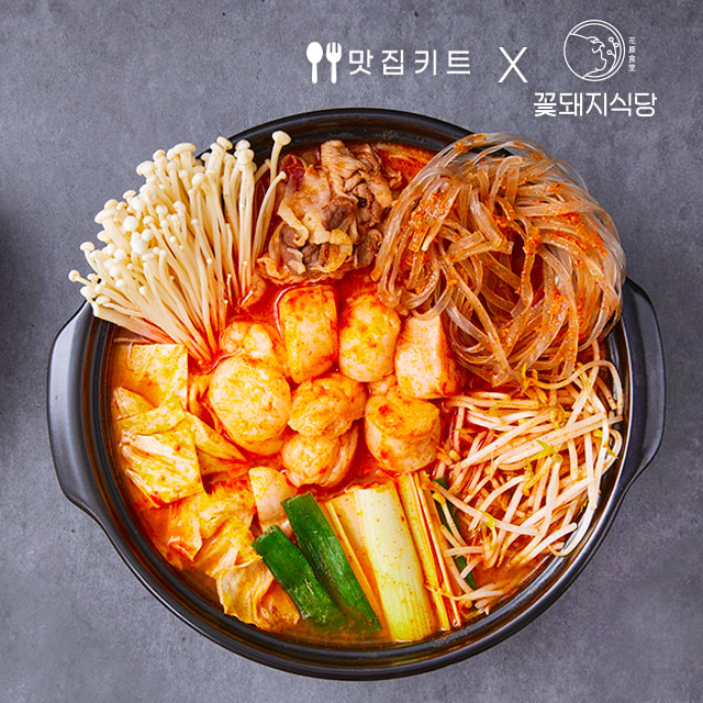 [푸드어셈블]꽃돼지식당 대창불고기전골 밀키트(2인)