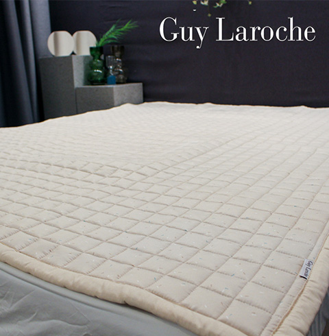 [Guy Laroche] 세미마이크로 캔버스 패드 단품 Q